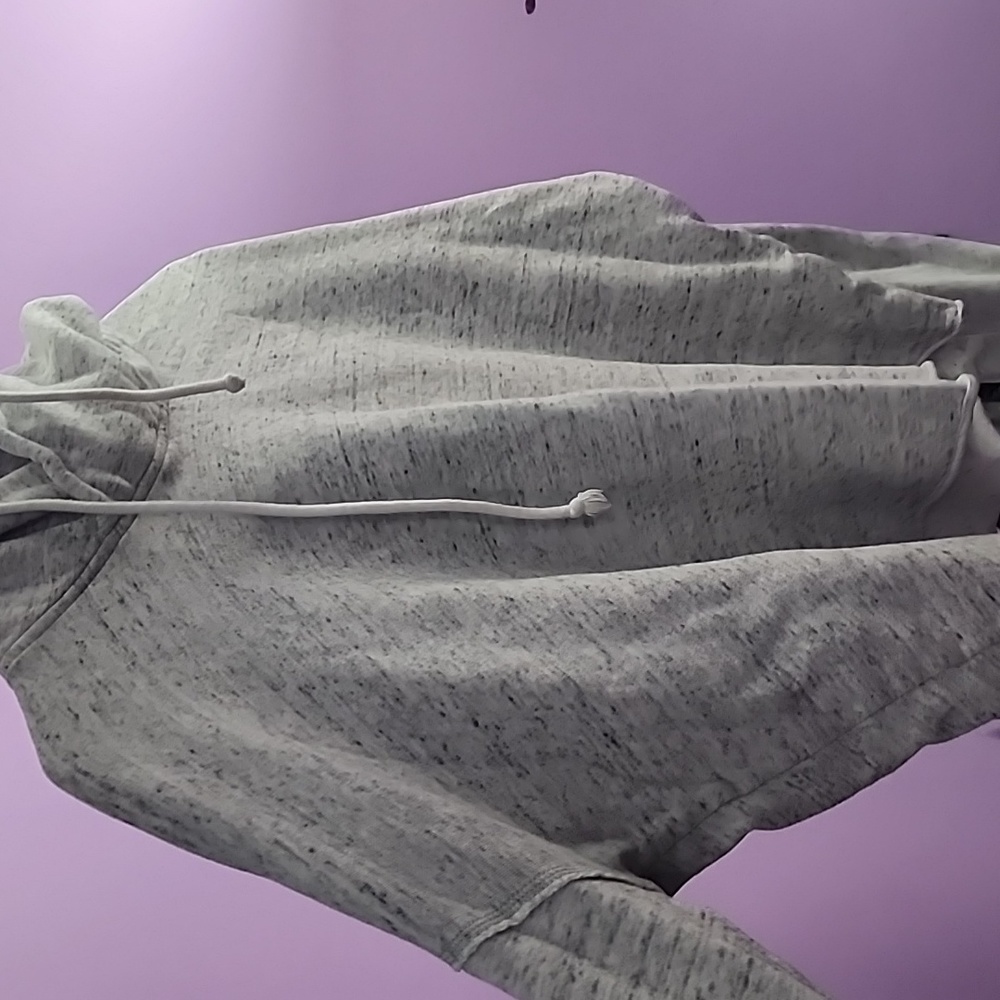 Abercrombie and Fitch woman’s Hooded Cropped Sweatshirt